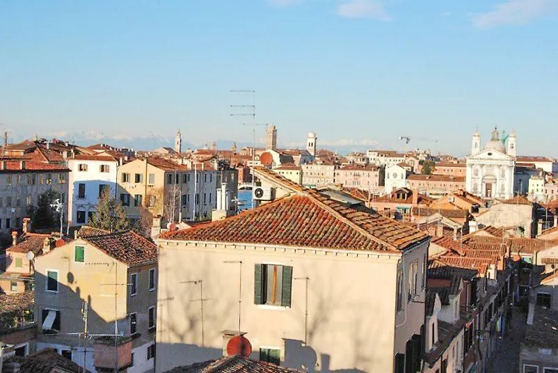 Dolcevita Apartments N 329 Venice 0*,