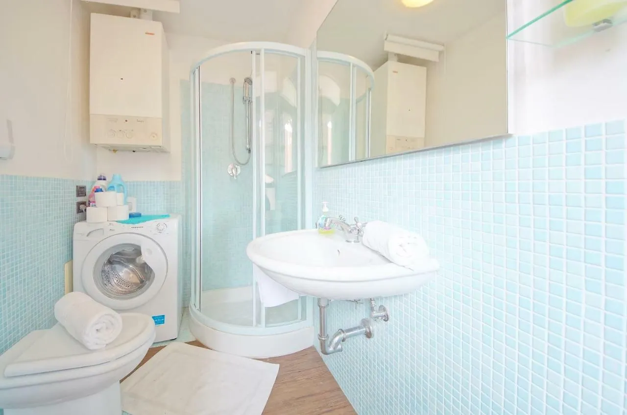 Dolcevita Apartments N 329 Venice Italy